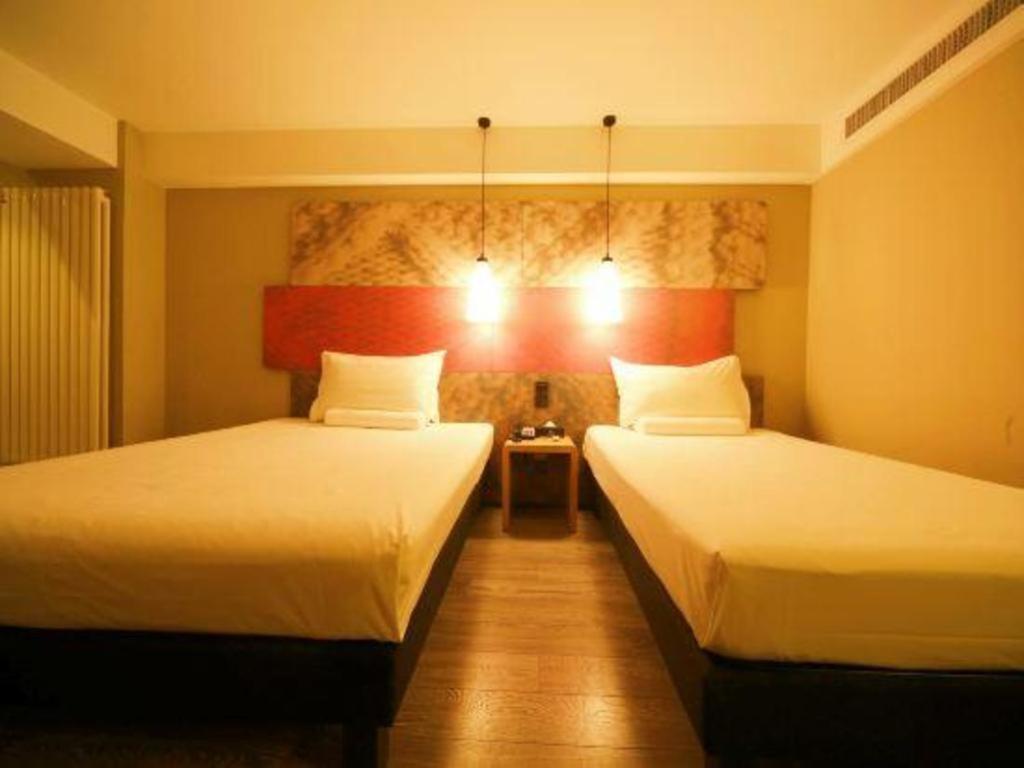 Ibis Shenyang North Station Hotel Exterior photo