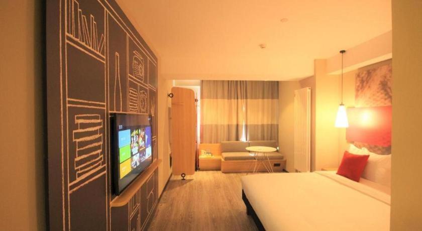 Ibis Shenyang North Station Hotel Exterior photo
