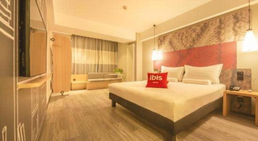 Ibis Shenyang North Station Hotel Exterior photo
