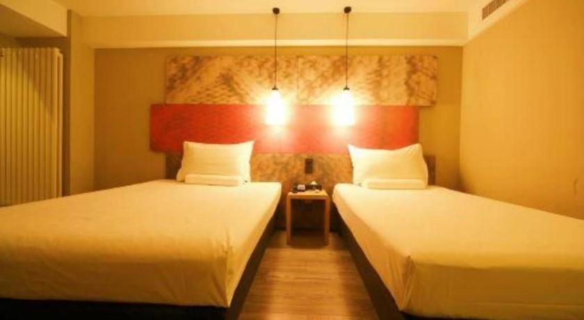 Ibis Shenyang North Station Hotel Exterior photo