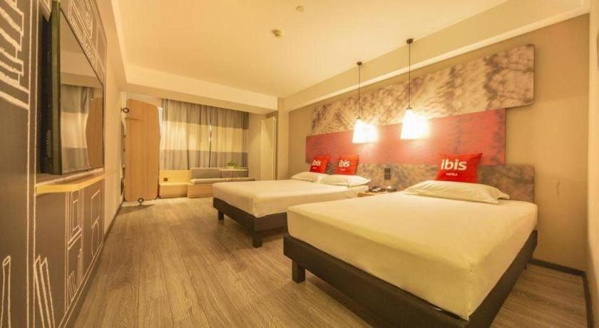 Ibis Shenyang North Station Hotel Exterior photo